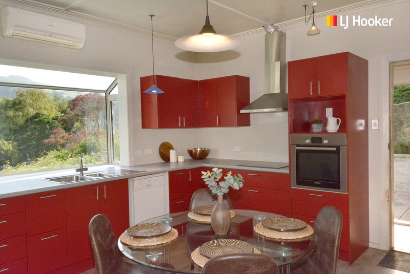 8 Uxbridge Street, Normanby, Dunedin - Carousel 2