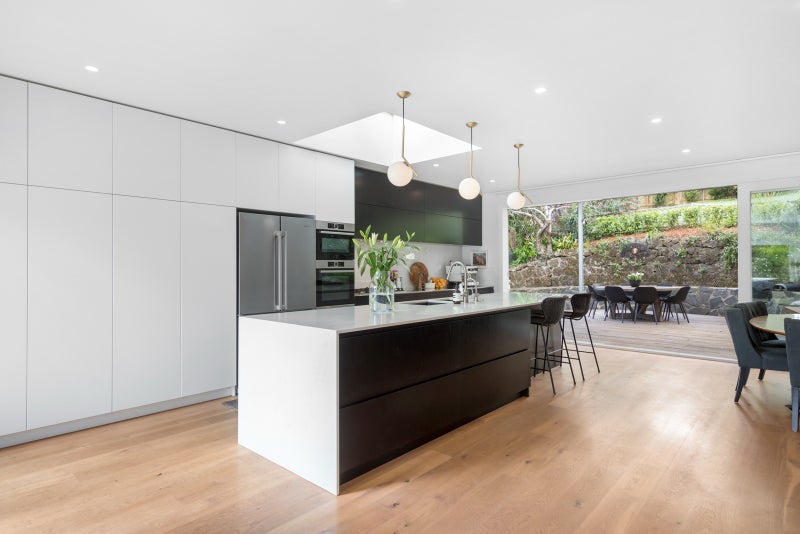 23 Apihai Street, Orakei, Auckland - Carousel 2