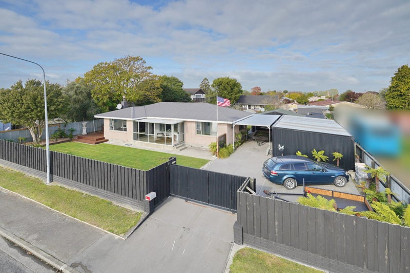 13 Petries Road, Woodend, Woodend - Carousel 1