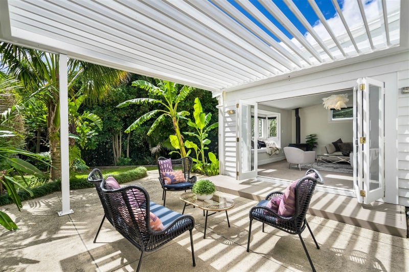 151 Glenfield Road, Hillcrest, Auckland - Carousel 2