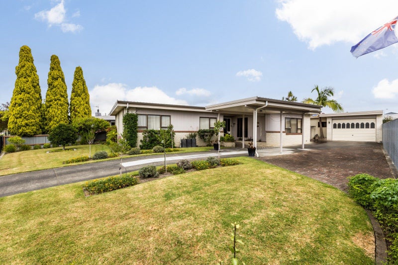34 York Avenue, Tamatea, Napier - Carousel 22