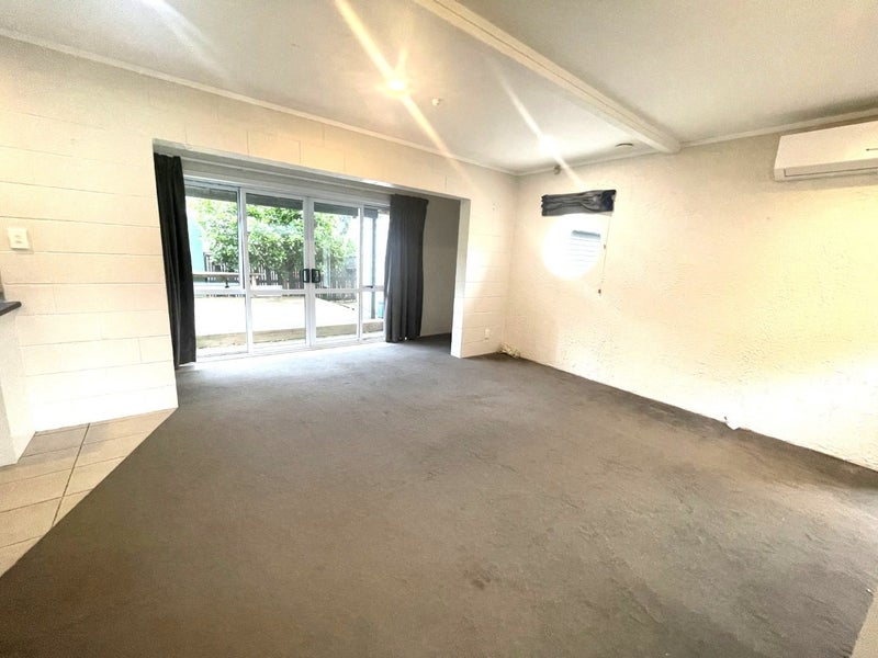 1/91 Campbell Road, One Tree Hill, Auckland - Carousel 2