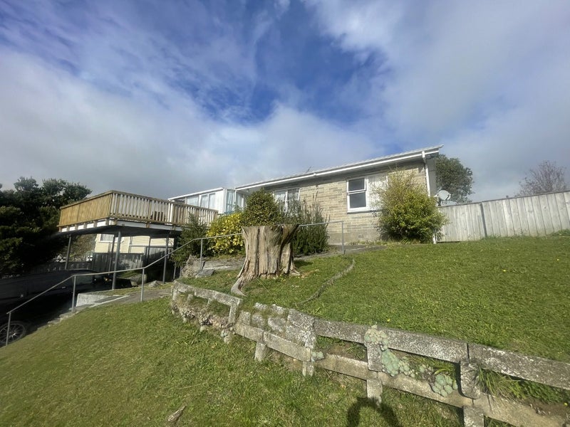 204 Mungavin Avenue, Cannons Creek, Porirua - Carousel 1