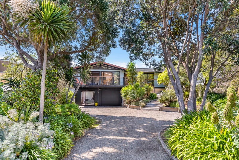 89 The Esplanade, Raumati South, Paraparaumu - Carousel 1