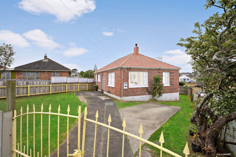 27 Freeland Avenue, Mount Roskill, Auckland - Carousel 2