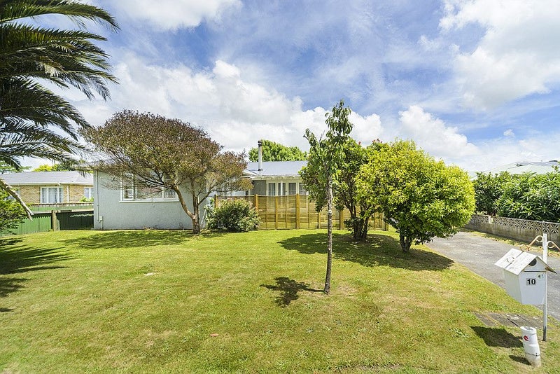 10 Richmond Avenue, Takaro, Palmerston North - Carousel 17