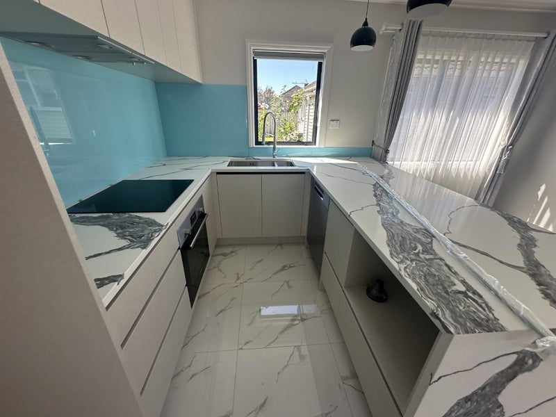 9 Forbes Road, Favona, Auckland - Carousel 13