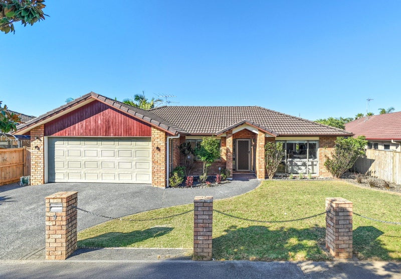 9 Premwood Road, Flat Bush, Auckland - Carousel 2