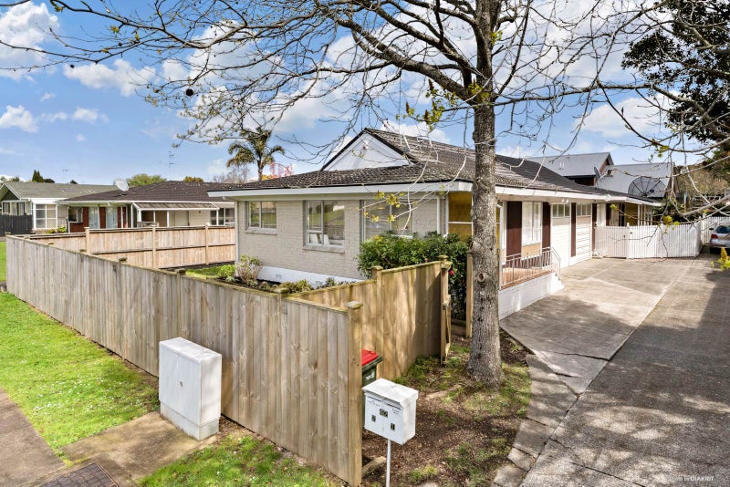 1/42 Stanniland Street, Sunnyhills, Auckland - Carousel 2