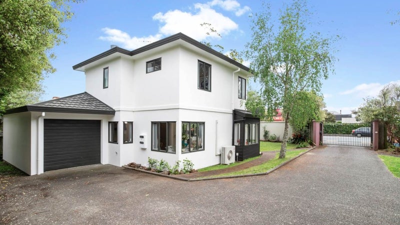 60A New Windsor Road, New Windsor, Auckland - Carousel 1