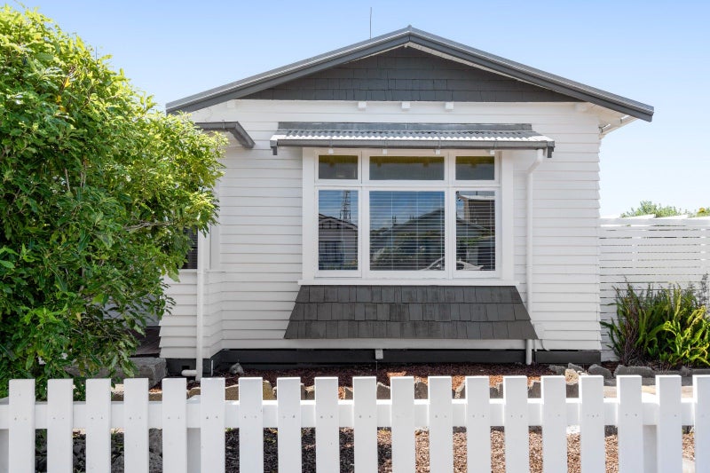 2 McVay Street, Napier South, Napier - Carousel 24