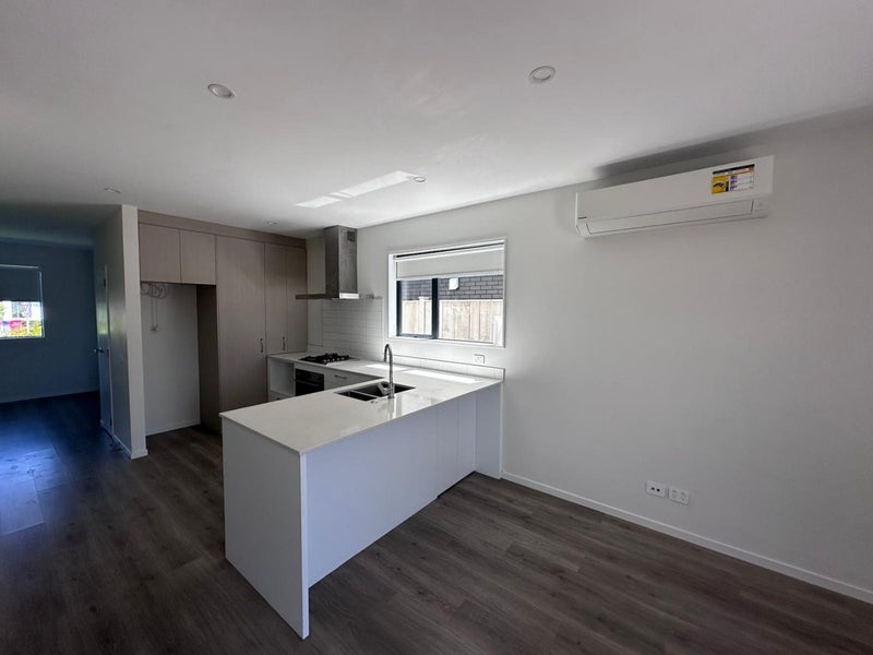 6 Gosper Road, Takanini, Auckland - Carousel 2