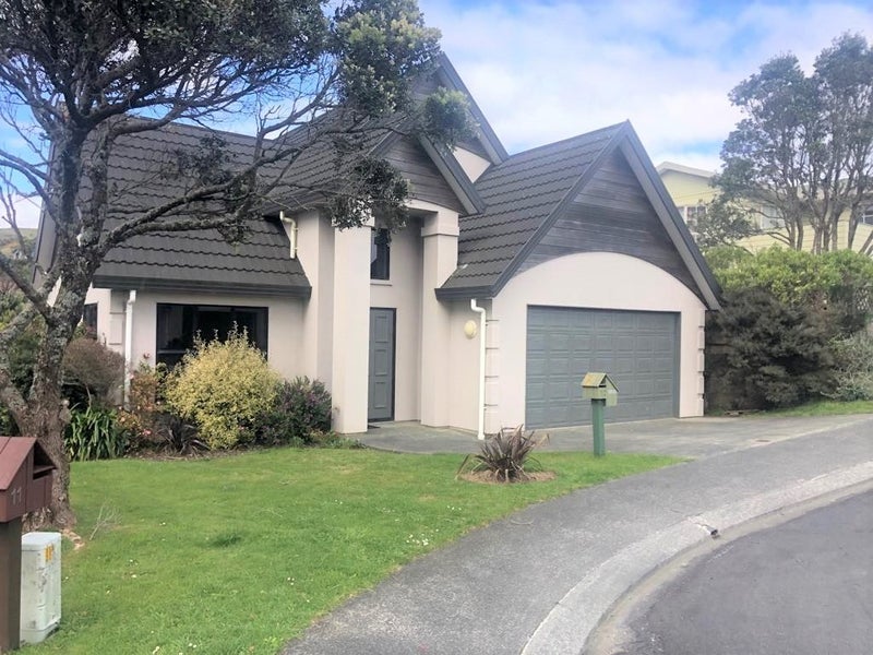 12 Northwood Close, Woodridge, Wellington - Carousel 1