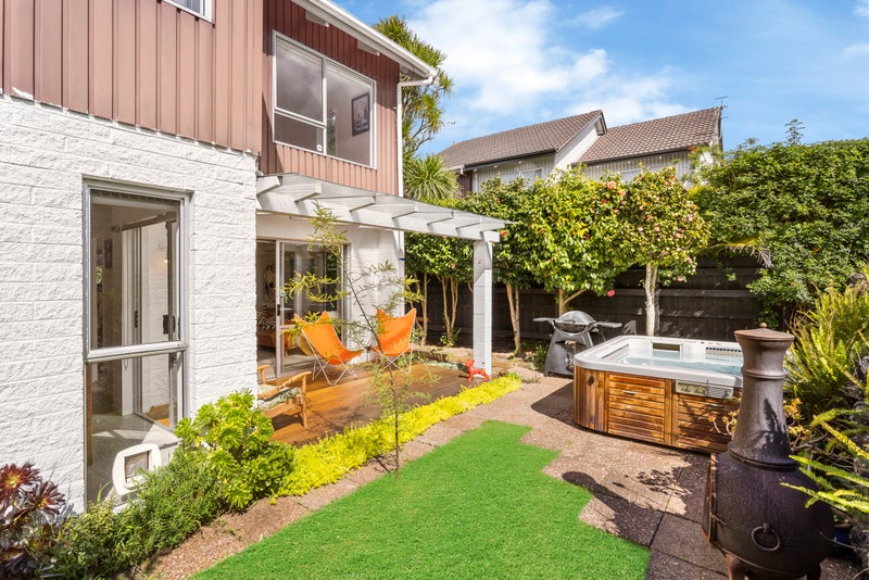 4/15 Patterson Street, Sandringham, Auckland - Carousel 1