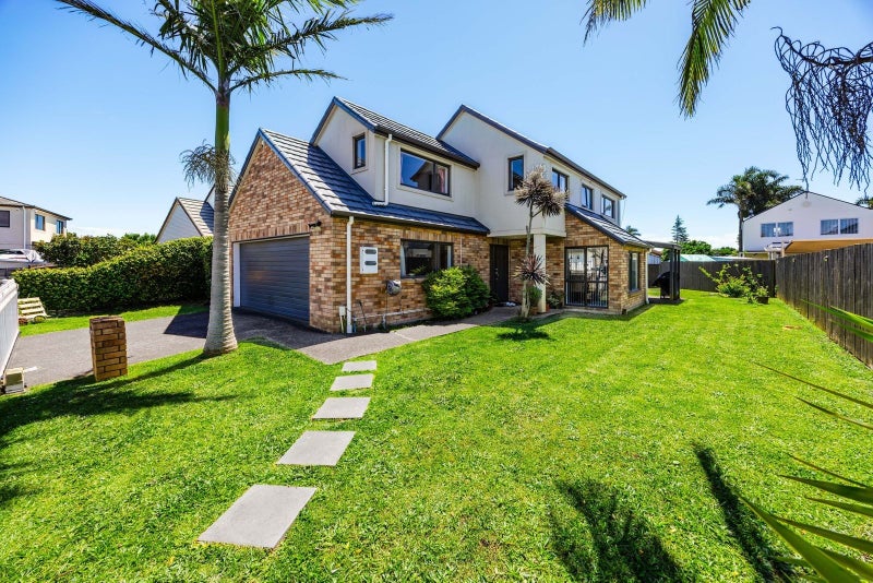 13 Asics Drive, Favona, Auckland - Carousel 1