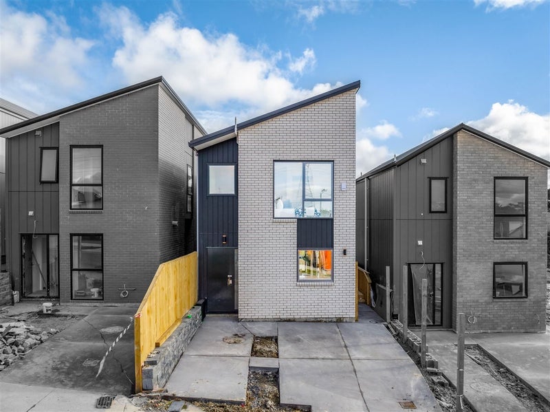73 Biokovo Street, Massey, Auckland - Carousel 2