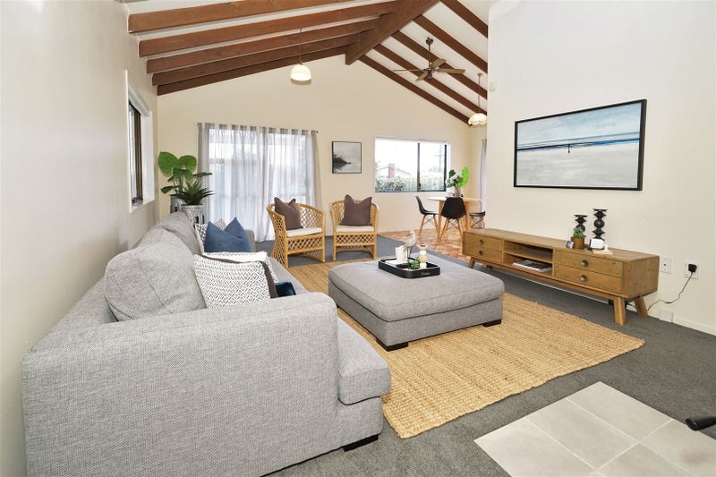 45 Waterford Road, Fitzroy, Hamilton - Carousel 1