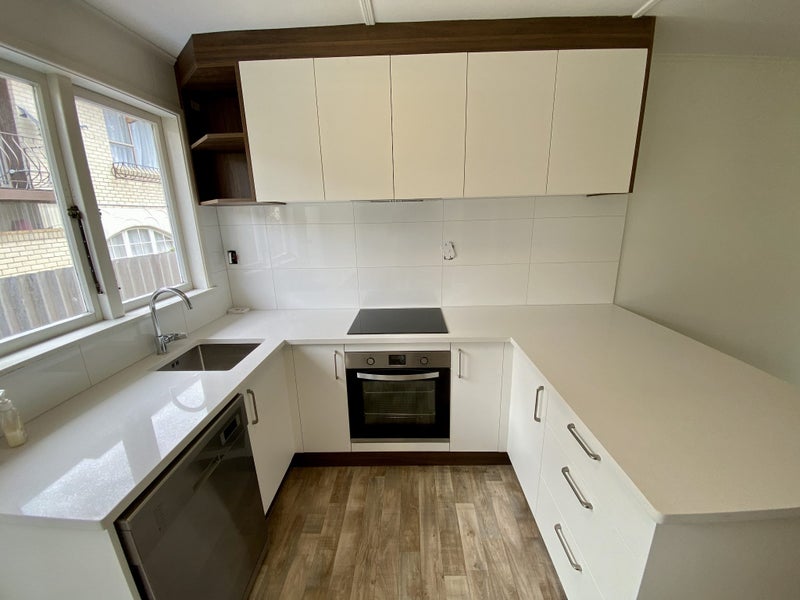 1/10 Coronation Road, Epsom, Auckland - Carousel 2