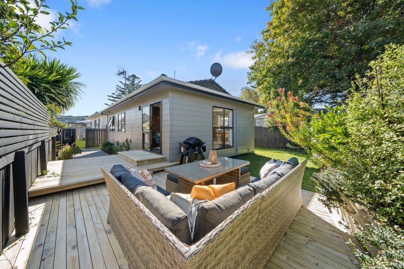 6B Fitzherbert Street, ALICETOWN, LOWER HUTT - Carousel 1