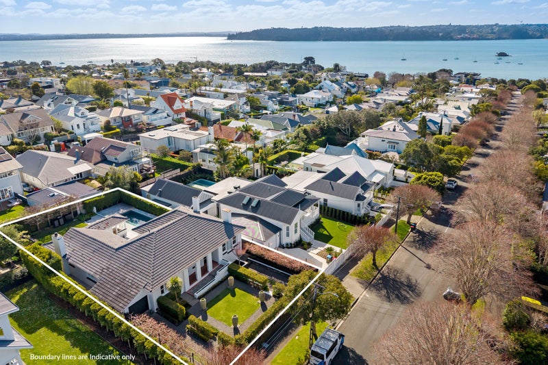 10 Sentinel Road, Herne Bay, Auckland - Carousel 1