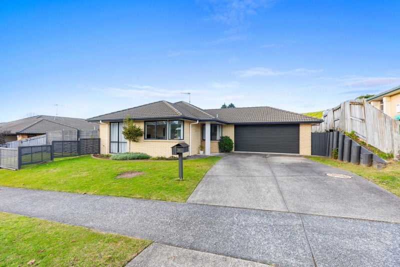 76 Sterling Gate Drive, Bethlehem, Tauranga - Carousel 1