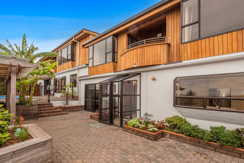 150 Beach Road, Onerahi, Whangarei - Carousel 1