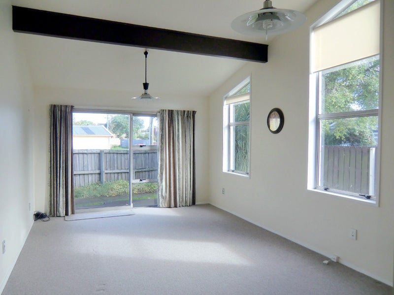 1/422 Armagh Street, Linwood, Christchurch - Carousel 2