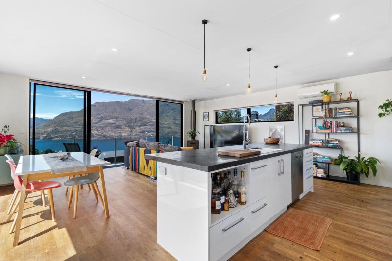 45 Dart Place, Fernhill, Queenstown - Carousel 1