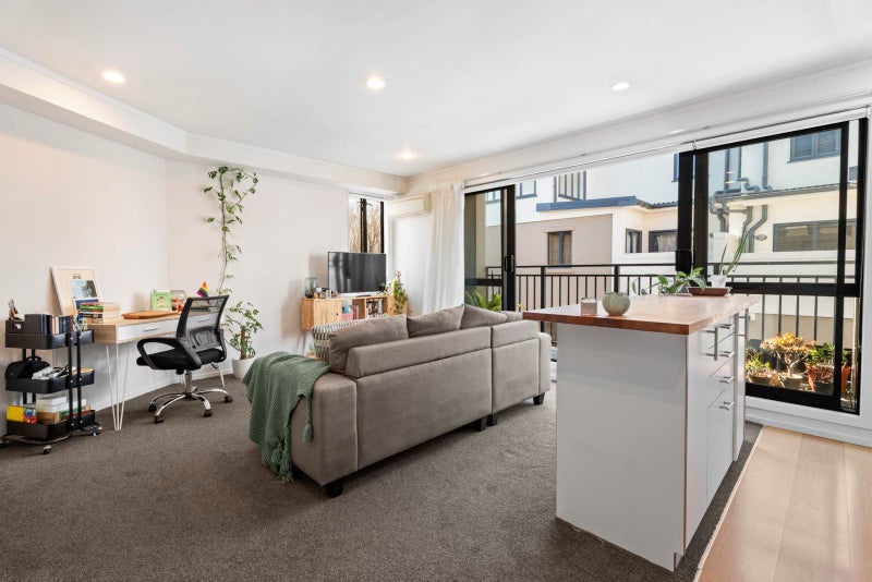 13/22 Normanby Road, Mount Eden, Auckland - Carousel 1