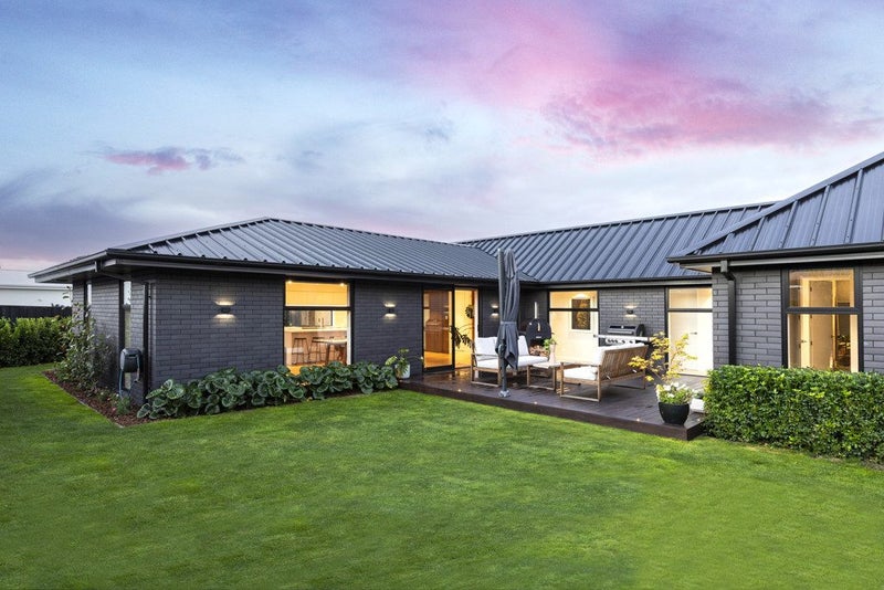 7 Winning Post Place, Halswell, Christchurch - Carousel 1