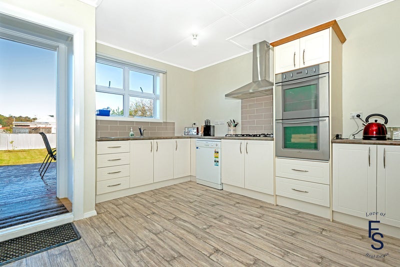 52 Daphne Street, Outer Kaiti, Gisborne - Carousel 2