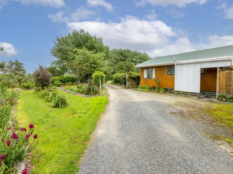 246 Hokio Beach Road, Levin, Levin - Carousel 17