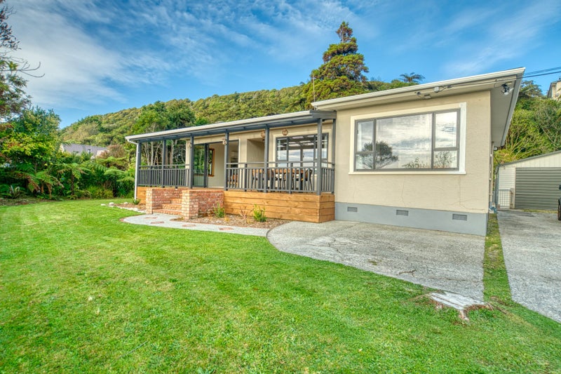 3 Fernhill Place, Karoro, Greymouth - Carousel 1