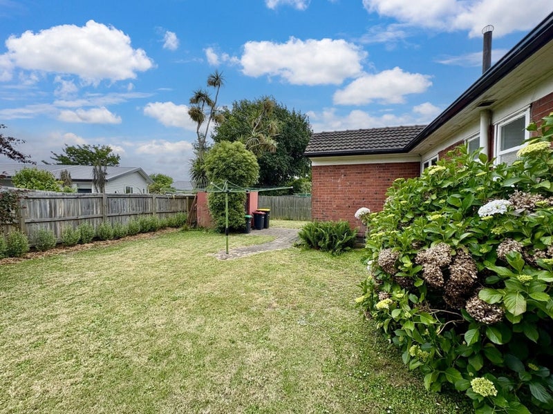 21 Bounty Street, Bryndwr, Christchurch - Carousel 12