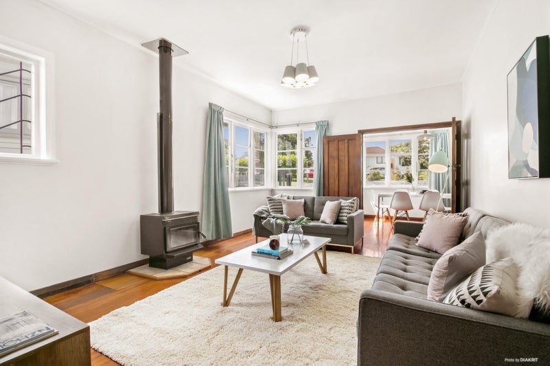 86 Luanda Drive, Ranui, Auckland - Carousel 1