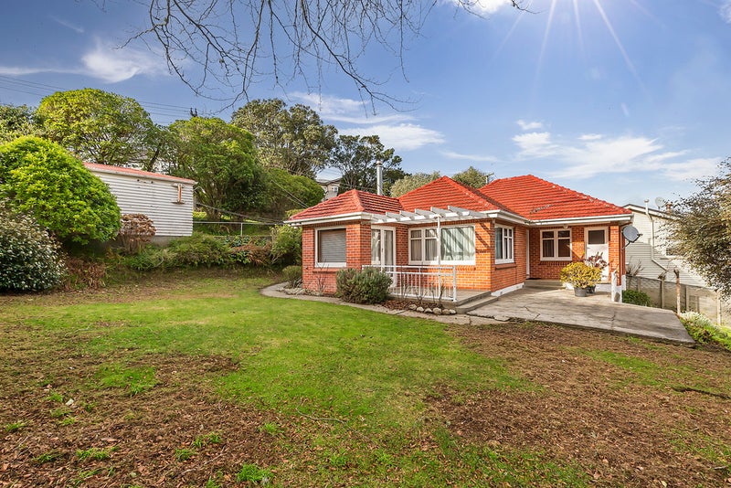5 Omar Street, Khandallah, Wellington - Carousel 1
