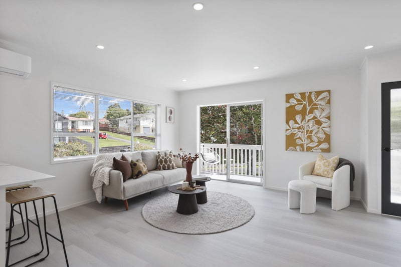 1/38 Divich Avenue, Te Atatu South, Auckland - Carousel 2