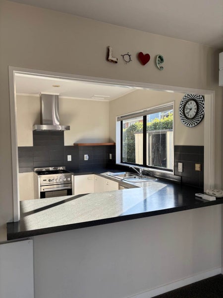 1/14 Aramoana Avenue, Devonport, Auckland - Carousel 2