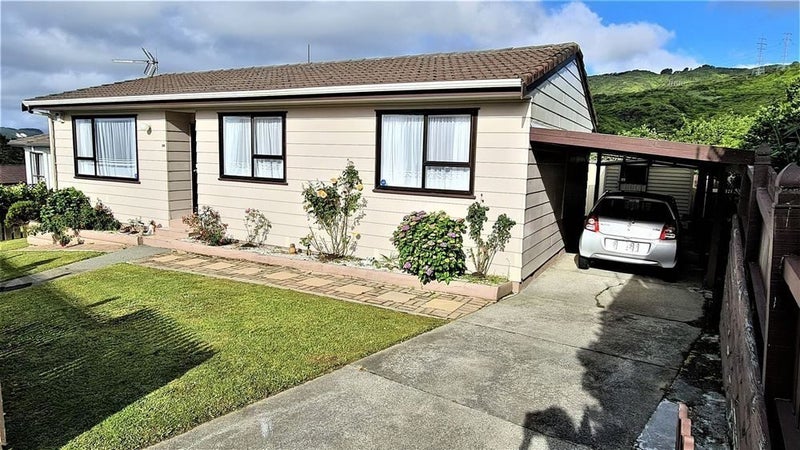 33 Nassau Avenue, Grenada North, Wellington - Carousel 2