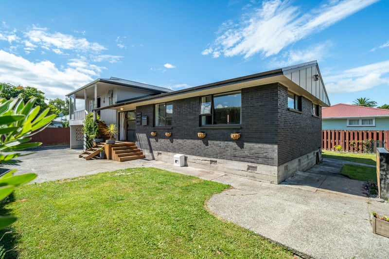 90 Clouston Park Road, Clouston Park, Upper Hutt - Carousel 2