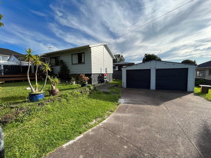 1/6 Archibald Road, Kelston, Auckland - Carousel 8