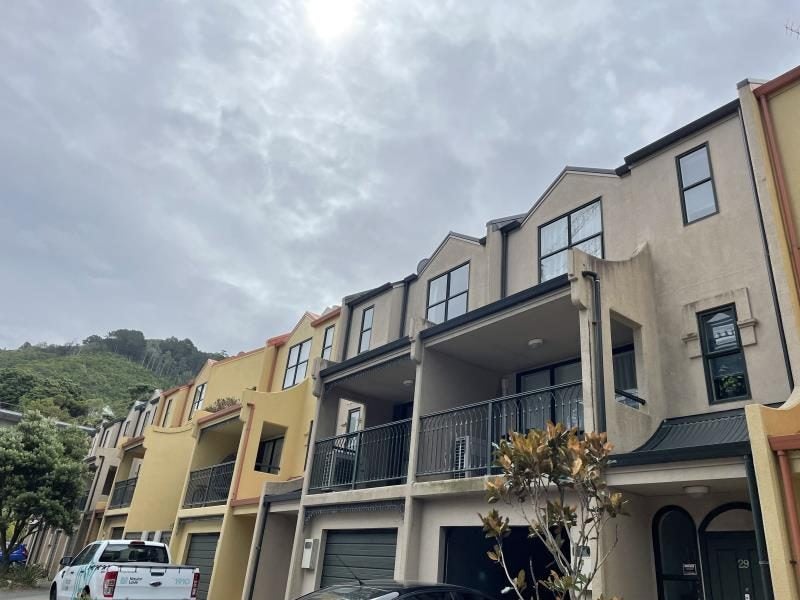 29 Ballantrae Place, Thorndon, Wellington - Carousel 1