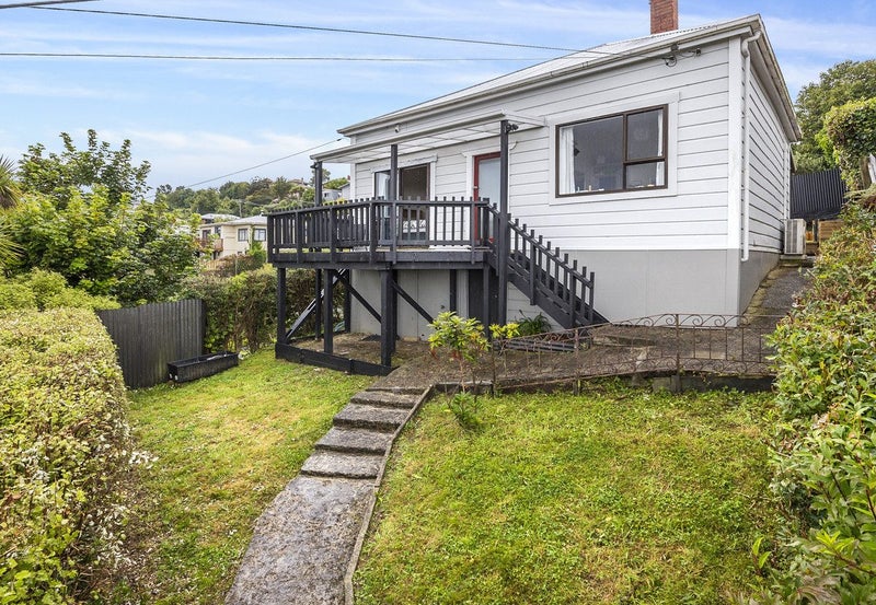 11 Aitken Place, Mornington, Dunedin - Carousel 1