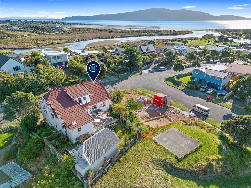 151 Weggery Drive, Waikanae Beach, Waikanae - Carousel 2
