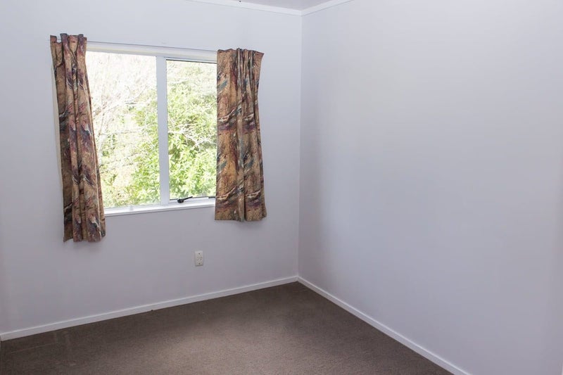 9A Stephen Street, Johnsonville, Wellington - Carousel 13