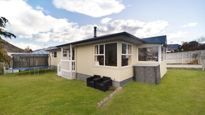 26 Riverside Road, Frankton, Queenstown - Carousel 1
