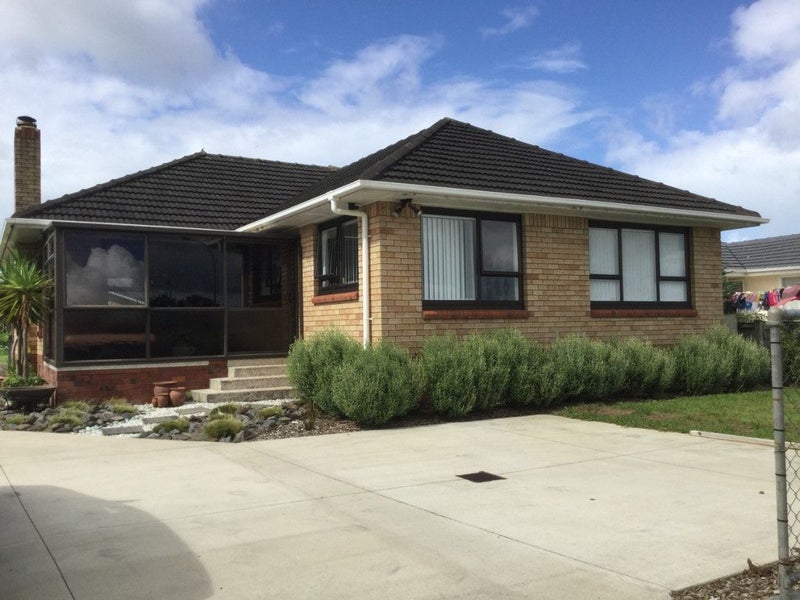 9 Reagan Road, Manukau, Auckland - Carousel 1