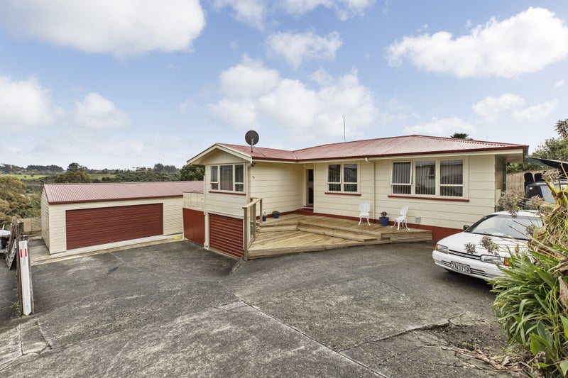 33 Bongard Street, Gate Pa, Tauranga - Carousel 1
