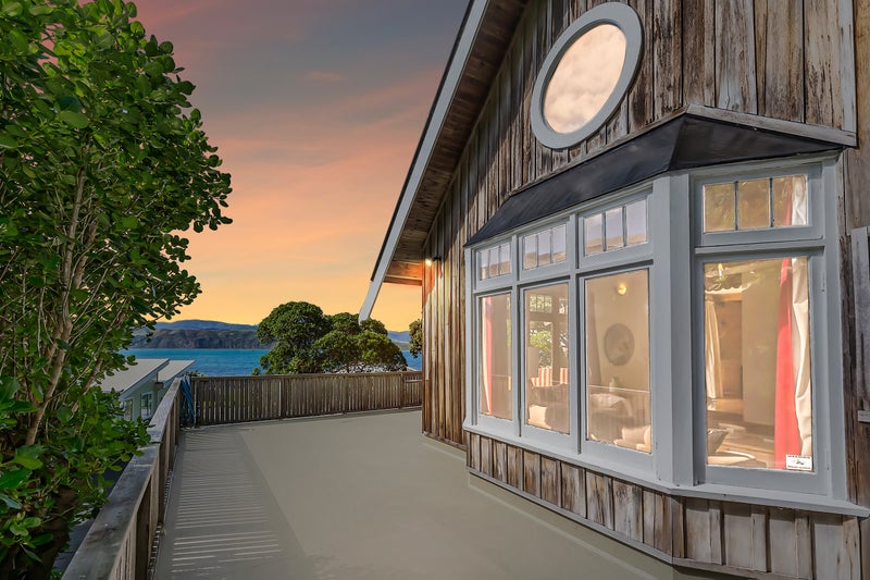 158B Breaker Bay Road, Breaker Bay, Wellington - Carousel 1