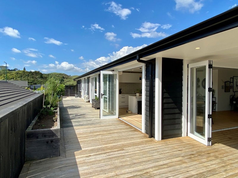 1 Arohena Court, Ohauiti, Tauranga - Carousel 1